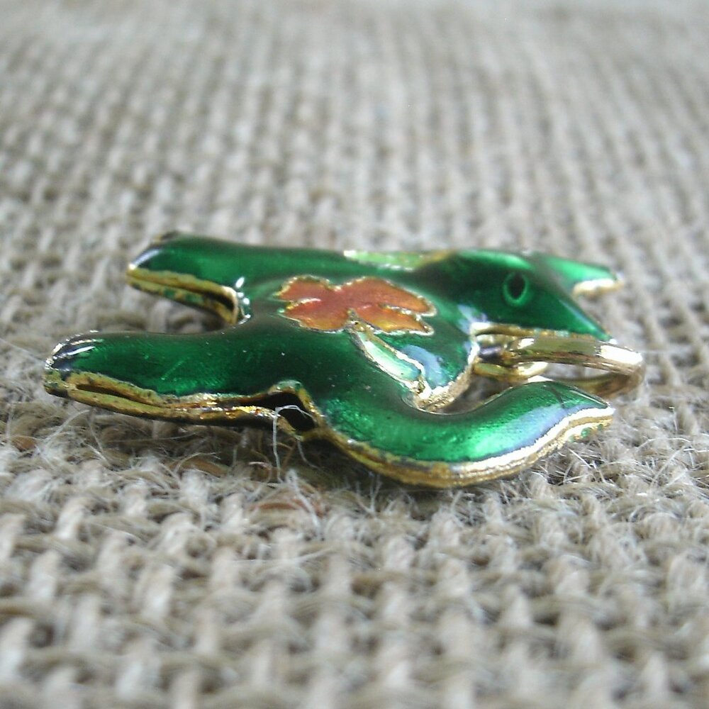 Green Floral Cloisonne Cat Goldtone Pendant - Picture 4 of 9